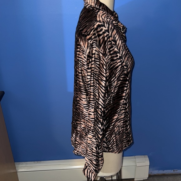 Cute Solutions Original Animal Print Velor Feel Button Down Shirt Large - Picture 2 of 5